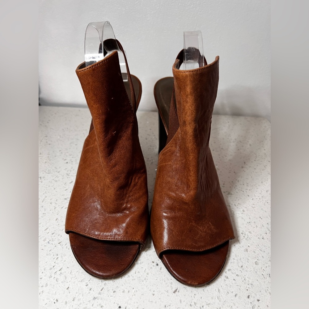 Beautiful leather heels